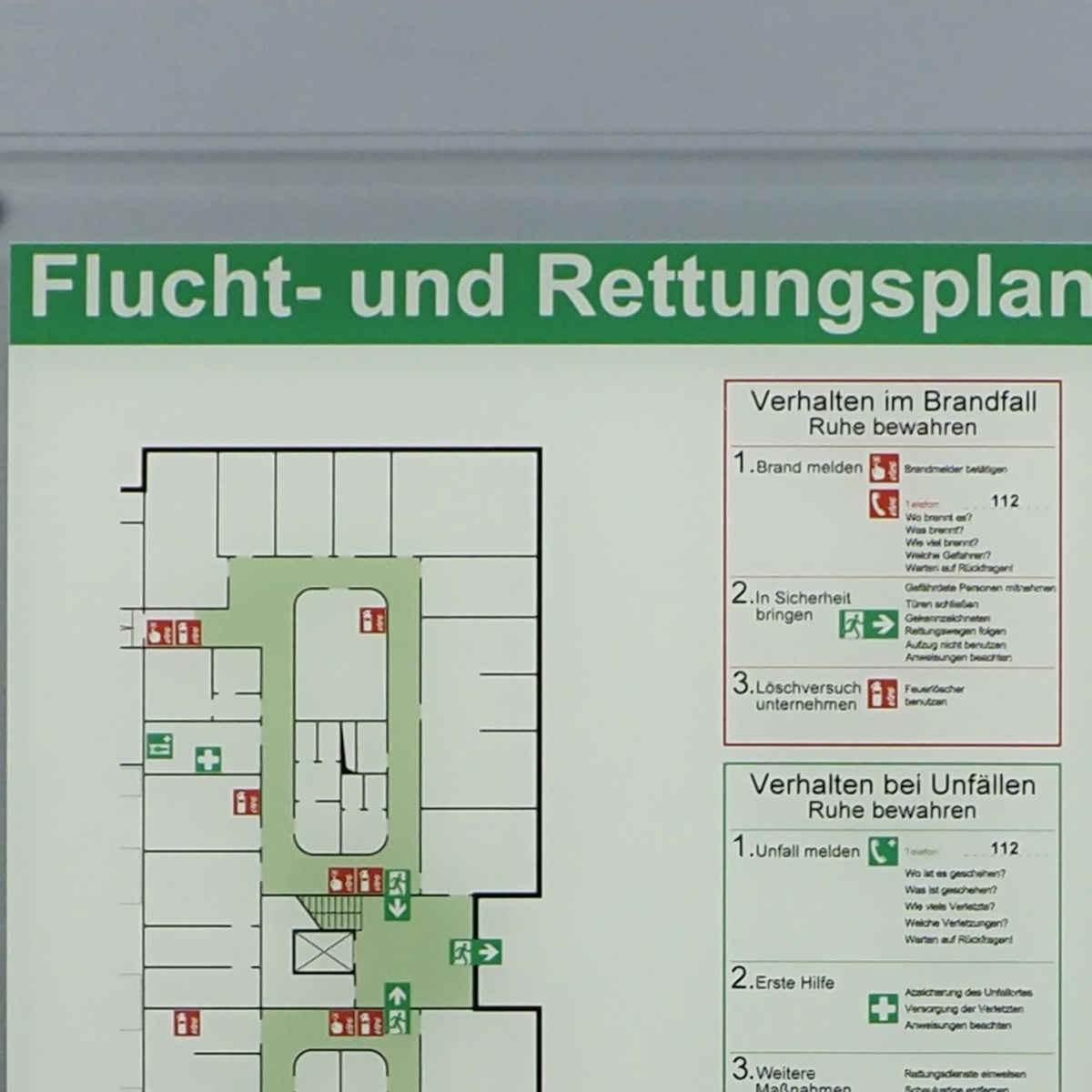 Sicherheitsgrafiken und Fluchtwegpläne PERMALUX
